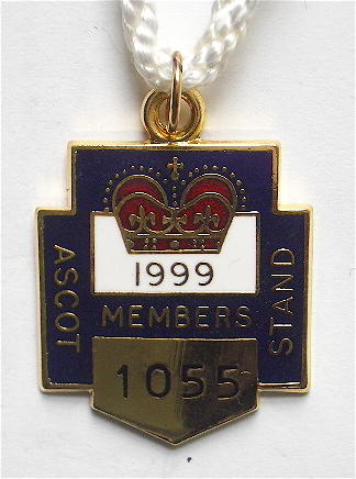 1999 Ascot Racecourse Horse Racing Club Gents Badge.