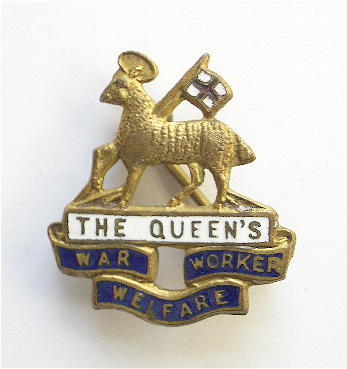 WW2 Queens Regiment welfare workers badge