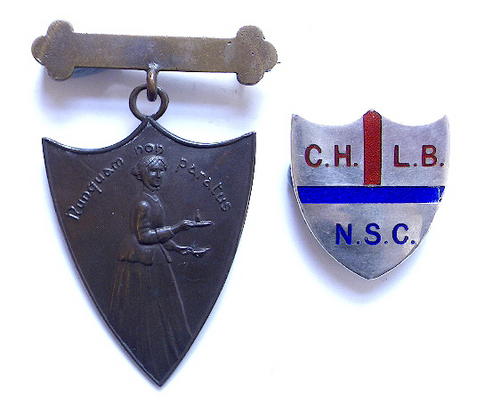 City Hospital Lodge Road Birmingham pair of nurses badges & photograph