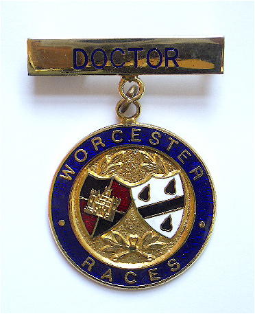 Worcester Races horse racing club badge doctor bar circa1940  