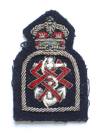 WW2 Queen Alexandra's Royal Naval Nursing Service QARNNS hat badge