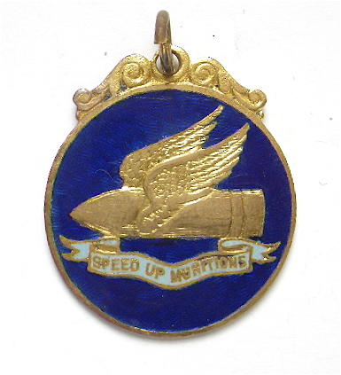 WW1 Speed Up Munitions 1914 war workers fob badge 