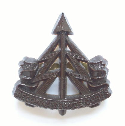 WW2 Reconnaissance Corps plastic economy issue cap badge