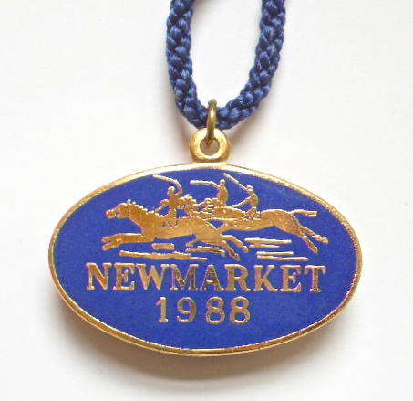 1988 Newmarket horse racing club badge