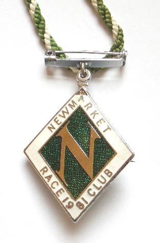 1981 Newmarket horse racing club badge