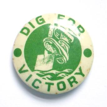 WW2 Dig for Victory campaign home front badge