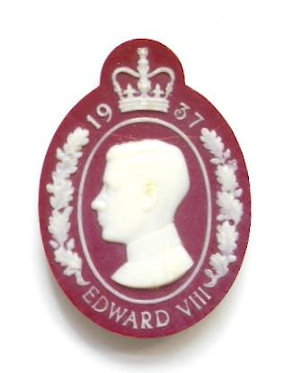 Edward VIII 1937 Coronation Beetleware Oval Portrait Cameo Badge