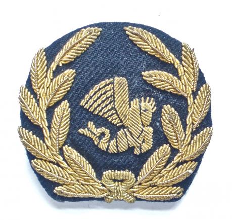 Air France airline flight attendant hat badge