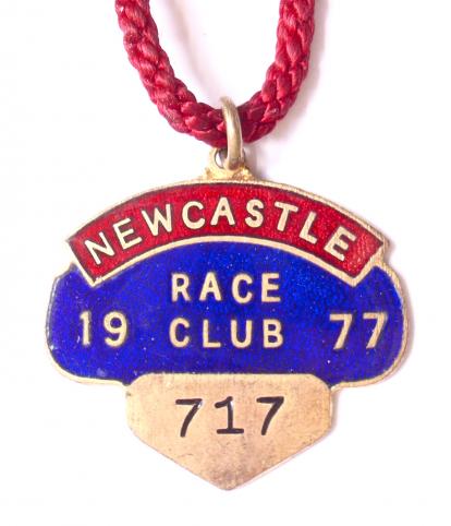 1977 Newcastle horse racing club badge