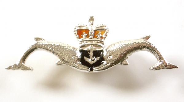 Royal Navy Submarine Service 1977 hallmarked silver badge