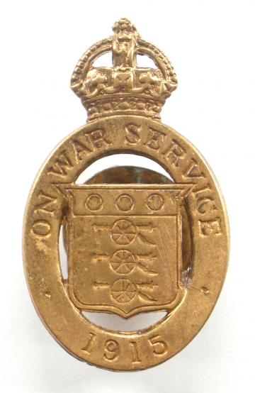 WW1 On War Service 1915 munition workers badge