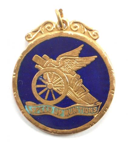 WW1 Speed Up Munitions tribute medal badge