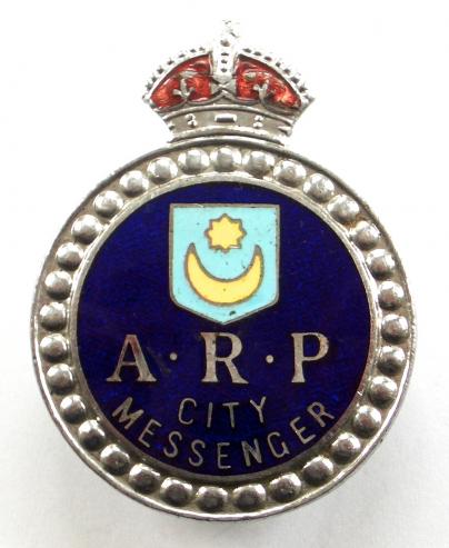 WW2 ARP City Messenger Portmouth air raid precautions badge