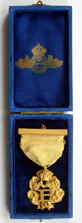 Primrose League Honorary and Dame of the league cased badge