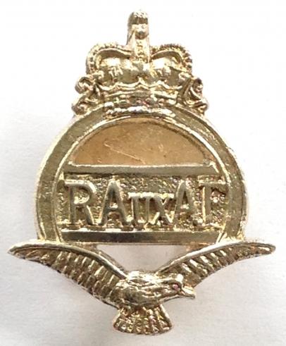 Royal Auxiliary Air Force 1961 Hallmarked Silver lapel badge