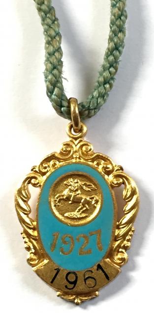 1927 Sandown Park Racecourse horse racing club badge