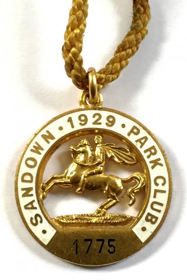 1929 Sandown Park Racecourse horse racing club badge
