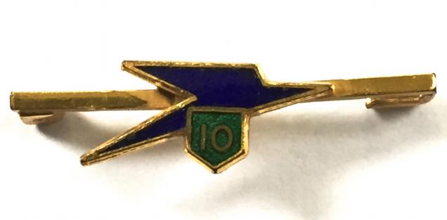 BOAC Airline blue speedbird ten years service pin badge