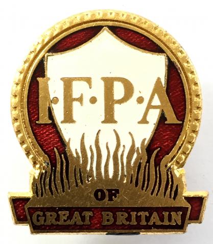Industrial Fire Protection Association of Great Britain IFPA firemans cap badge