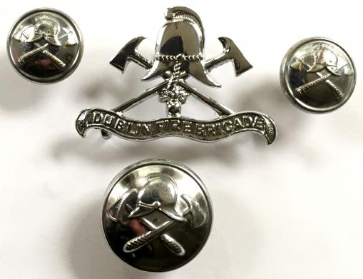 Dublin Fire Brigade Irish firemans cap badge and buttons