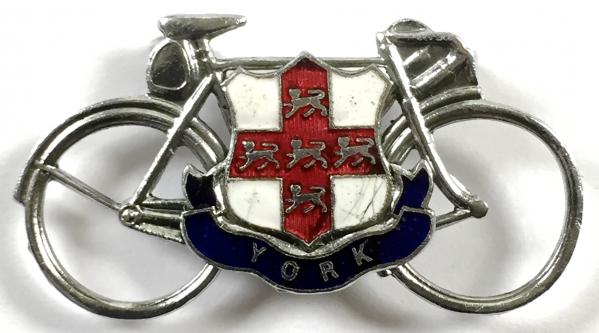 Cyclists Touring souvenir City of York bicycle badge