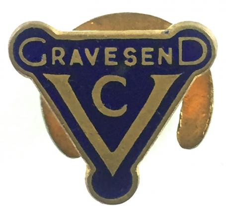 Gravesend Civil Defence V for Victory lapel badge