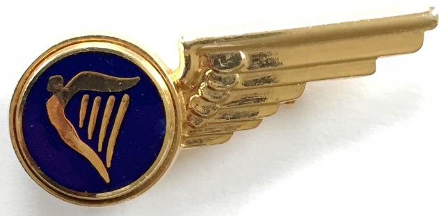 Ryanair Irish Airline gilt brevet air steward stewardess uniform badge