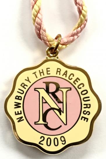 2009 Newbury horse racing club badge 