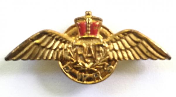 WW2 British War Relief Society American war workers RAF wing badge