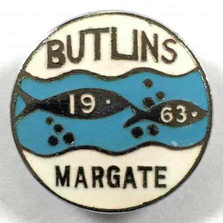 Butlins 1963 Margate Holiday Camp two little fish badge