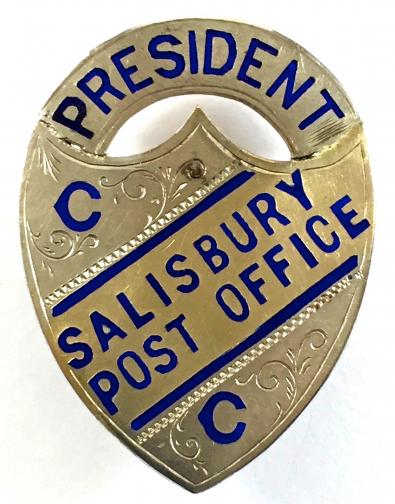 Salisbury Post Office Cycling Club 1895 silver President badge