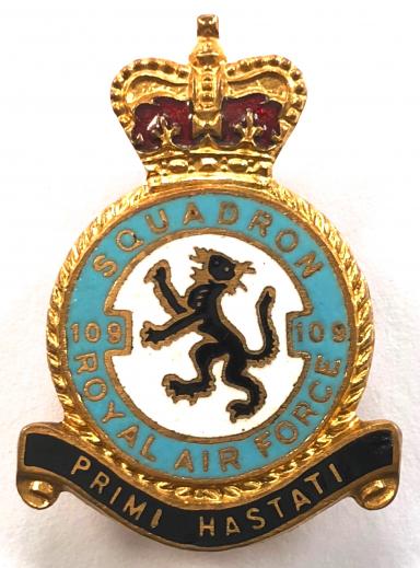 RAF No 109 squadron Royal Air Force badge circa 1953