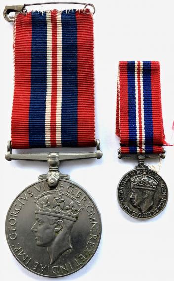 WW2 War Medal full size and miniature.