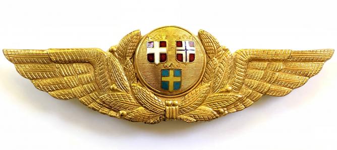 Scandinavian Airlines System gilt airline pilots badge