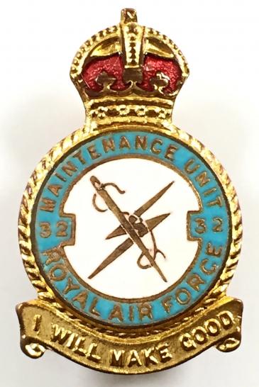 RAF No 32 Maintenance Unit St Athan Royal Air Force badge c1940s.