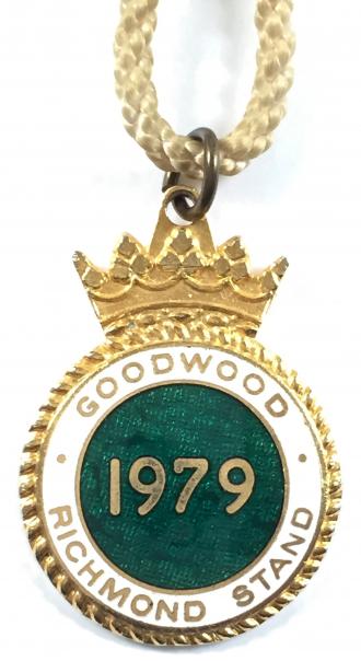 1979 Goodwood Racecourse horse race badge