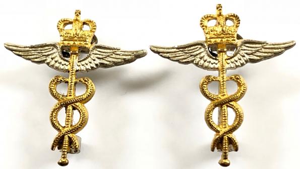 Princess Marys Royal Air Force Nursing Service collar badges.