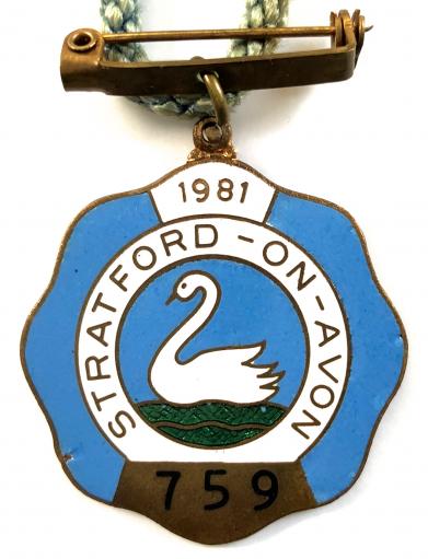 1981 Stratford horse racing club badge