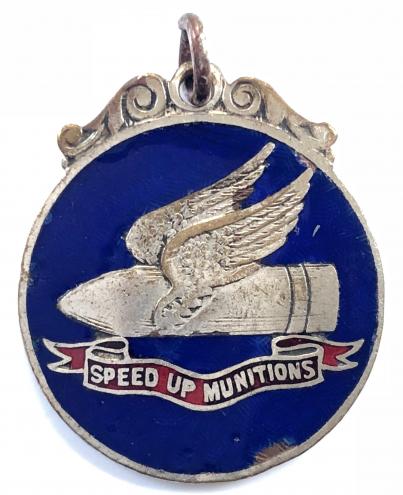 WW1 Speed Up Munitions 1914 womens on war service badge.