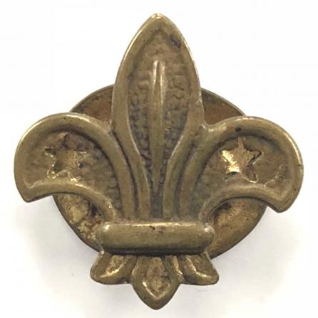Boy Scouts brass arrowhead lapel badge.