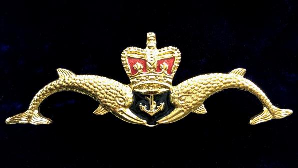 Royal Navy Submarine Service gilt and enamel dolphin anchor badge.