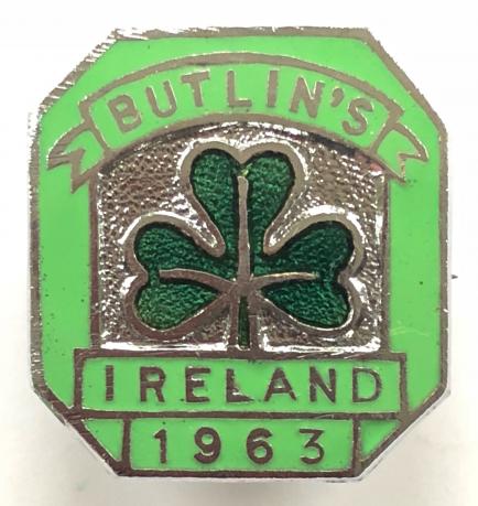 Butlins 1963 Mosney Ireland holiday camp shamrock badge