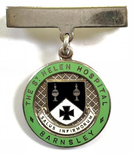 St Helen Hospital Barnsley 1962 silver nurses badge