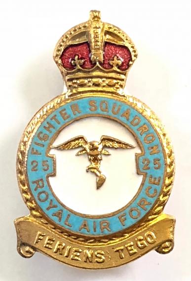 RAF No 25 Battle of Britain Fighter Squadron badge circa 1940s