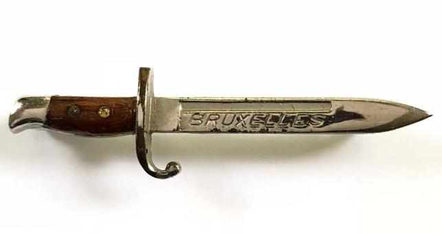 WW1 Bruxelles miniature bayonet badge