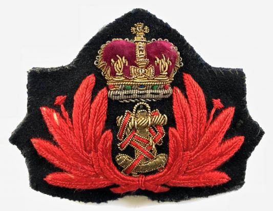 Queen Alexandras Royal Naval Nursing Service QARNNS hat badge