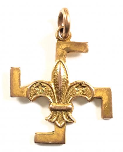Boy Scouts gold fleur de lys thanks badge