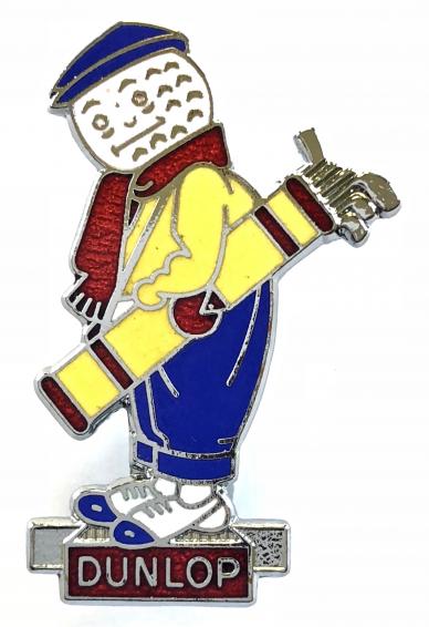 The Dunlop Caddie golf ball advertising badge by Cashmore & Co