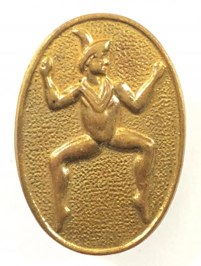 Girl Guides Brownie Promise badge by Mingware Ld circa 1941