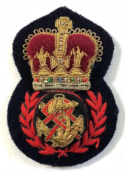 Queen Alexandras Royal Naval Nursing Service QARNNS CPO hat badge